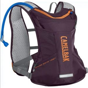 NWOT Camelbak Chase Hydration Vest LIGHT!